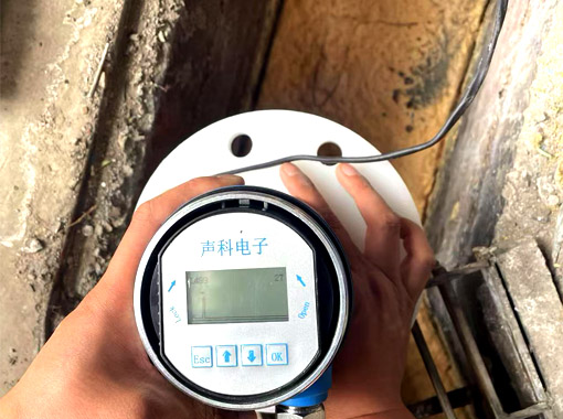 液面有大量泡沫怎么測量？